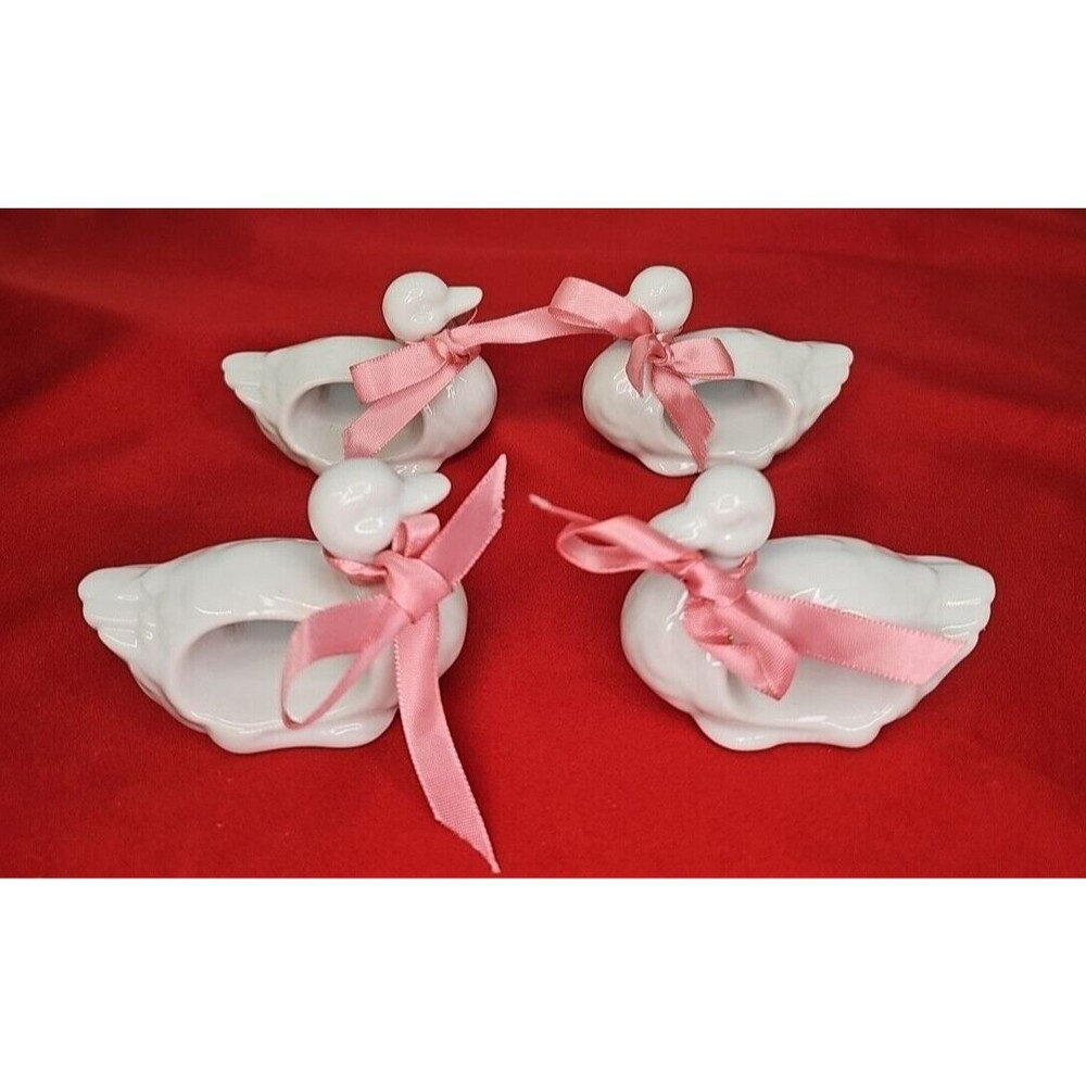 Napkin Rings White Ducks Japan Set of 4 White Bird Serving Holders  VTG 84